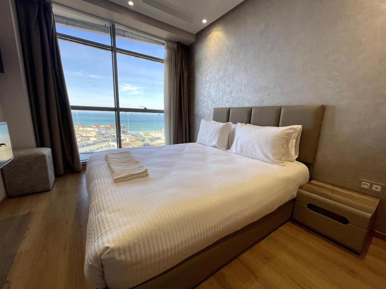 Seafront 2 Bedrooms Flat 탕헤르 외부 사진